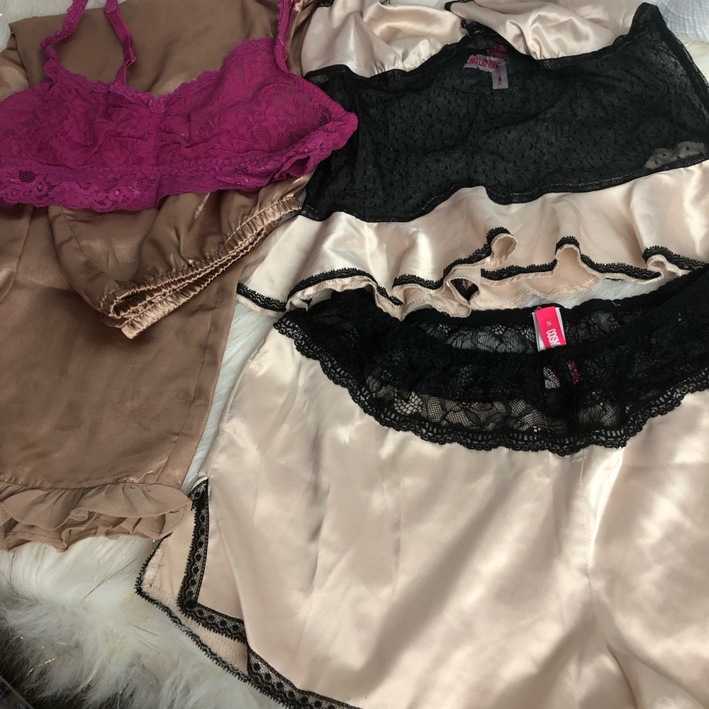 SEXY LACE PAJAMAS SET!